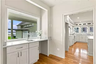 127 Woodbine Ave, Warwick, RI 02886 - Photo 13