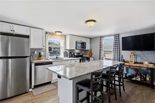 36 Greenhill St, West Warwick, RI 02893 - Photo 5