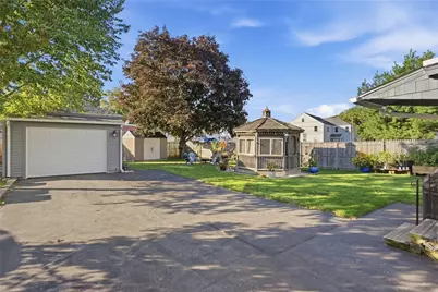 36 Greenhill Street, West Warwick, RI 02893 - Photo 3