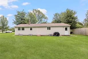 70 Lambert St, Narragansett, RI 02882 - Photo 31