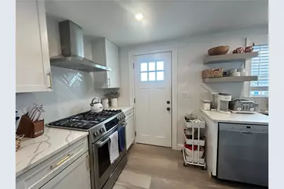 23 Anthony Street #2, Newport, RI 02840 - Photo 11