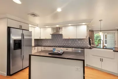 101 Glen Ridge Road, Cranston, RI 02920 - Photo 11