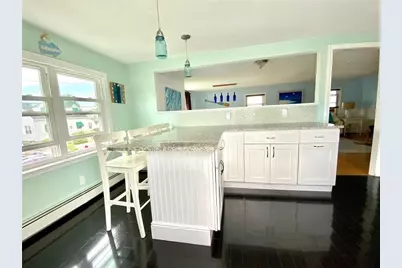 85 Eustis Street, Newport, RI 02840 - Photo 5