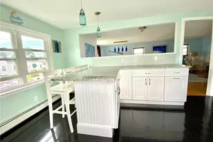 85 Eustis St, Newport, RI 02840 - Photo 5