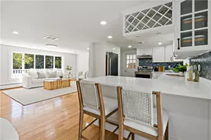 245 Chestnut St, Bristol, RI 02809 - Photo 7