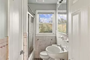136 Durfee Rd, Tiverton, RI 02878 - Photo 13