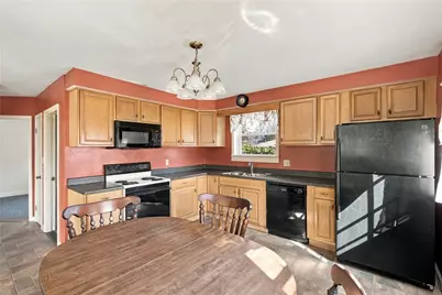 136 Durfee Road, Tiverton, RI 02878 - Photo 11
