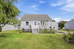 136 Durfee Rd, Tiverton, RI 02878 - Photo 1