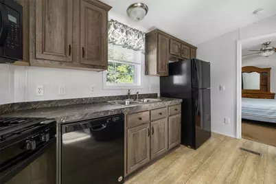 10 Pond Road, Glocester, RI 02814 - Photo 9