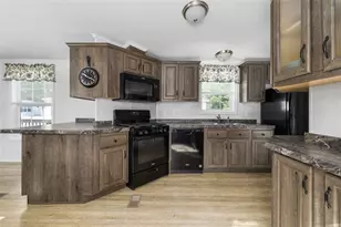 10 Pond Rd, Glocester, RI 02814 - Photo 7