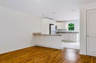 70 Carroll Ave, Newport, RI 02840 - Photo 3