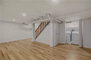 10 Loxley Rd, Providence, RI 02908 - Photo 27