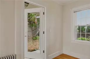 10 Loxley Rd, Providence, RI 02908 - Photo 13