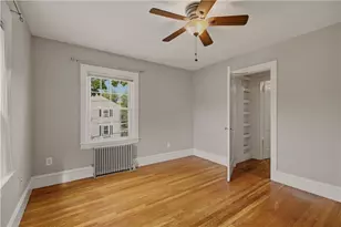 10 Loxley Rd, Providence, RI 02908 - Photo 19
