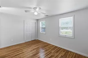 4 Roosevelt Dr, Bristol, RI 02809 - Photo 23
