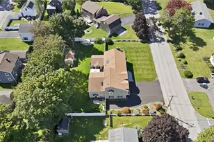 4 Roosevelt Dr, Bristol, RI 02809 - Photo 25
