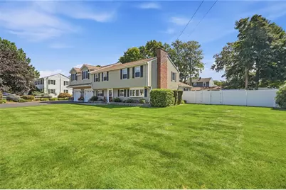 4 Roosevelt Drive, Bristol, RI 02809 - Photo 3