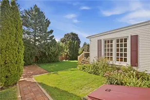 8 Fort Hill Rd, Bristol, RI 02809 - Photo 39