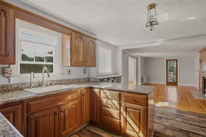 8 Fort Hill Road, Bristol, RI 02809 - Photo 7
