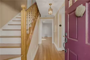 8 Fort Hill Rd, Bristol, RI 02809 - Photo 3