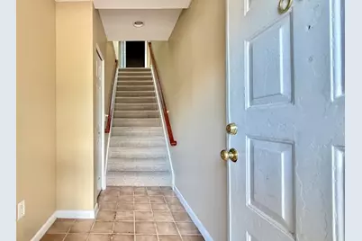 863 Stratford Lane, Warwick, RI 02886 - Photo 17