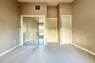 863 Stratford Ln, Warwick, RI 02886 - Photo 11
