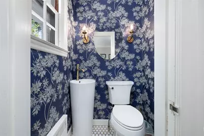 552 East Avenue, Pawtucket, RI 02860 - Photo 19