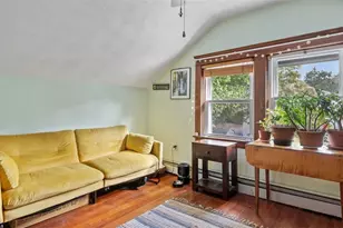 26 Rutherglen Ave, Providence, RI 02907 - Photo 21