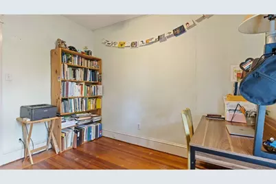 26 Rutherglen Avenue, Providence, RI 02907 - Photo 17