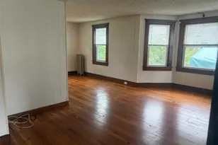 70 Northup St, Warwick, RI 02889 - Photo 9