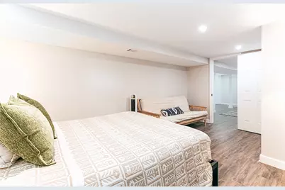 142 Cady Avenue Avenue, Warwick, RI 02889 - Photo 37