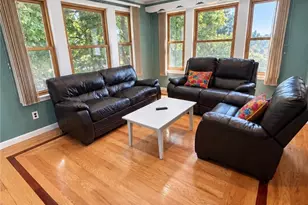 97 Clyde St, West Warwick, RI 02893 - Photo 3