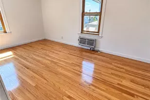 97 Clyde St, West Warwick, RI 02893 - Photo 23