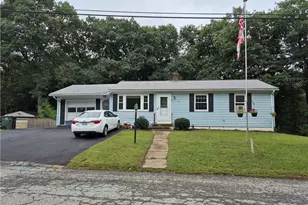 86 Marshall Cir, Coventry, RI 02816 - Photo 1