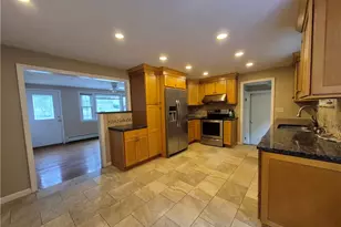 86 Marshall Cir, Coventry, RI 02816 - Photo 9