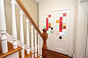700 Thames St, Newport, RI 02840 - Photo 5