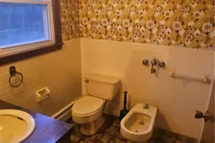 16 Brooks Farm Dr, Bristol, RI 02809 - Photo 23