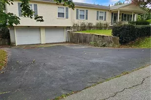 16 Brooks Farm Dr, Bristol, RI 02809 - Photo 1
