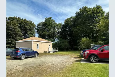 77 Main Street, Lincoln, RI 02802 - Photo 13
