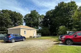 77 Main St, Lincoln, RI 02802 - Photo 13