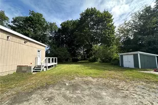 77 Main St, Lincoln, RI 02802 - Photo 11