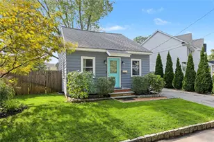 40 Boyce Ave, Barrington, RI 02806 - Photo 1