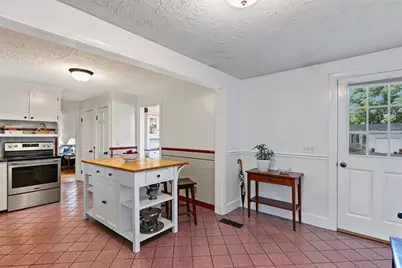 10 Milton Road, Barrington, RI 02806 - Photo 13