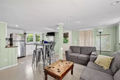 10 Washington Street, Jamestown, RI 02835 - Photo 3