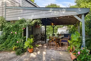 10 Washington St, Jamestown, RI 02835 - Photo 1