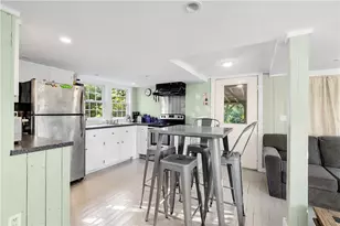 10 Washington St, Jamestown, RI 02835 - Photo 7