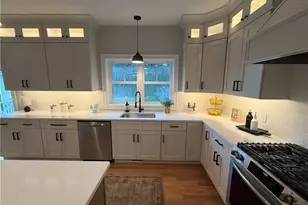25 Dawsons Circle, South Kingstown, RI 02879 - Photo 5