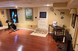 94 Coolspring Dr, Cranston, RI 02920 - Photo 25