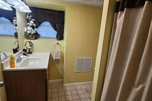 94 Coolspring Dr, Cranston, RI 02920 - Photo 27