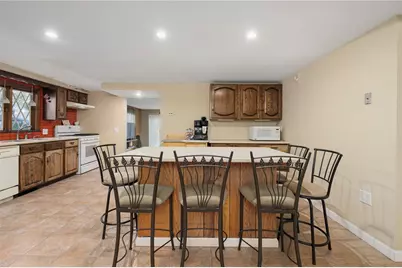 494 Church Avenue, Warwick, RI 02889 - Photo 9